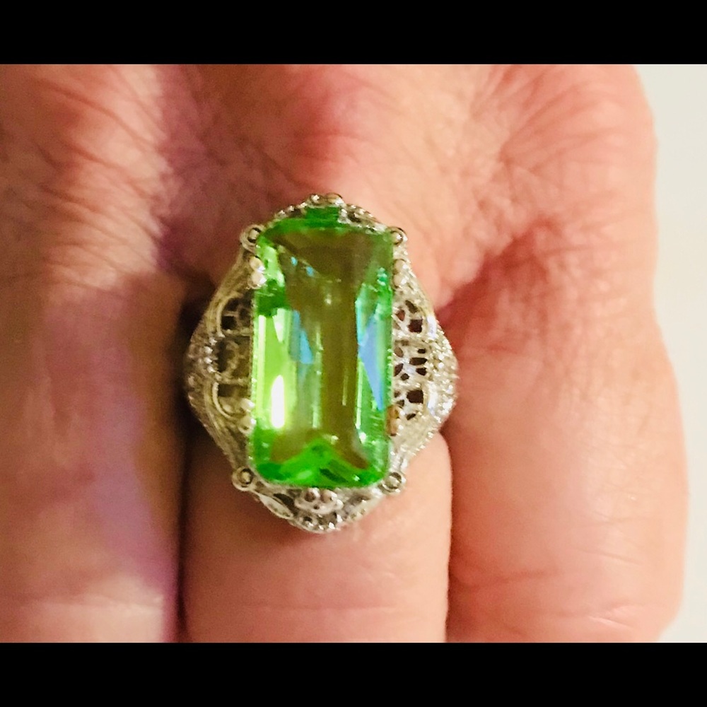 🍏GORGEOUS STERLING SILVER 925 COCKTAIL RING 🍏